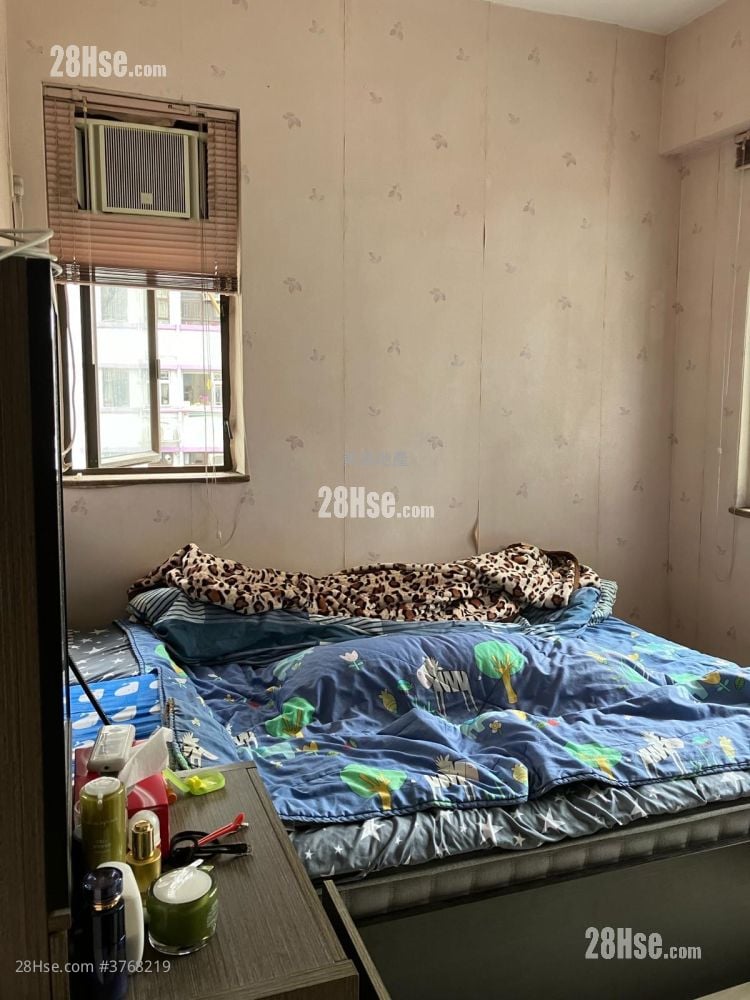 恒辉大厦 售盘 3 房 , 1 浴室 479 平方尺