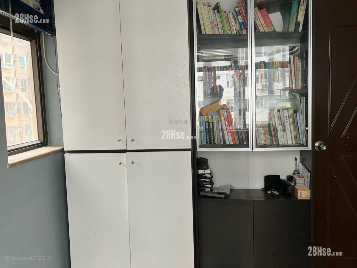 恒辉大厦 售盘 3 房 , 1 浴室 479 平方尺