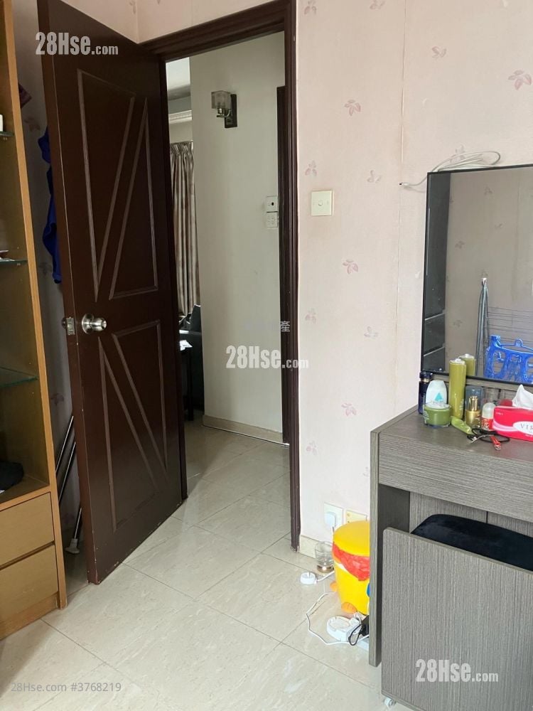 恒辉大厦 售盘 3 房 , 1 浴室 479 平方尺