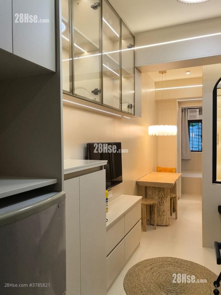 松竹楼 租盘 2 房 260 平方尺