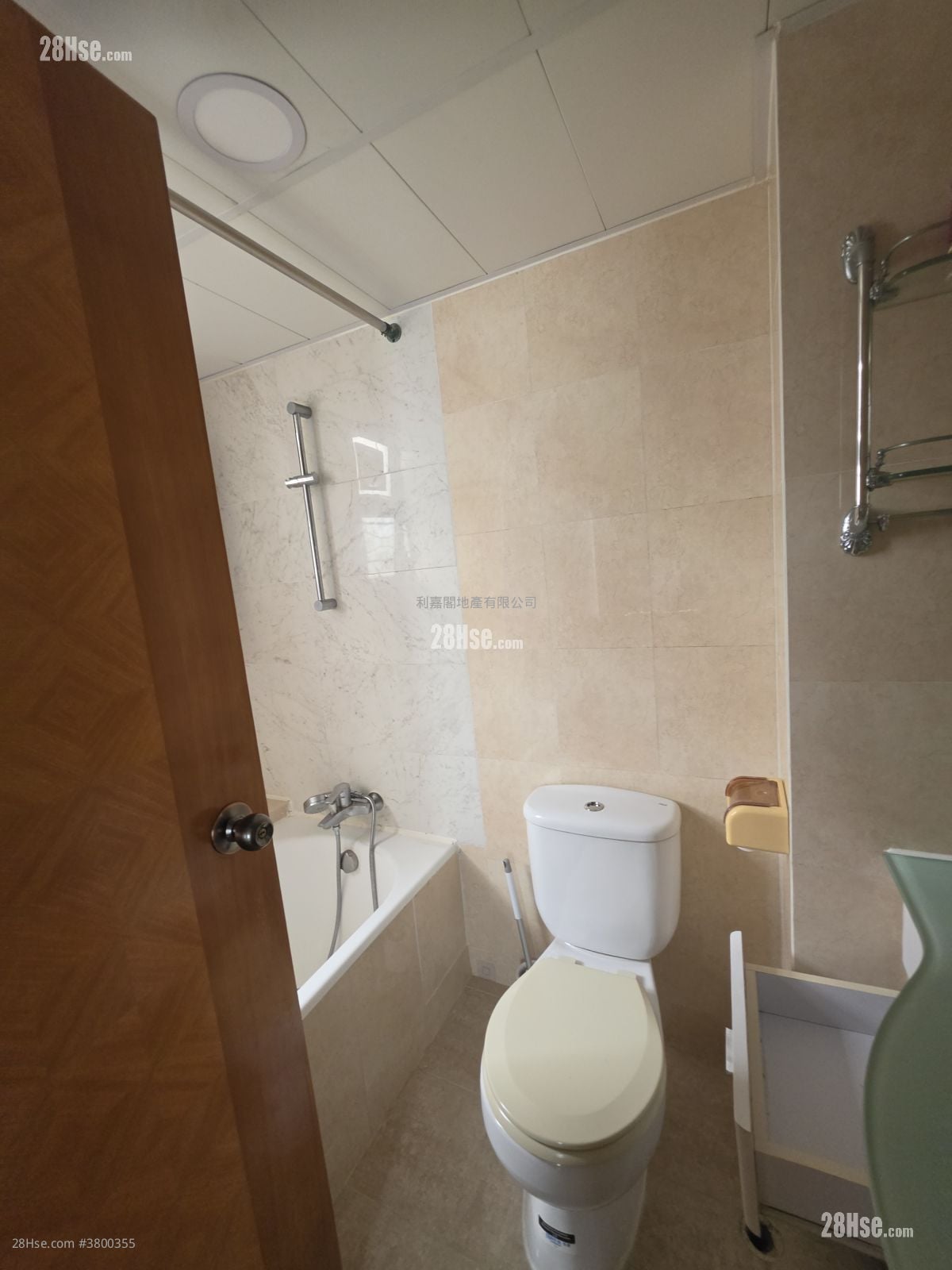 翠湖花园 售盘 3 房 , 2 浴室 908 平方尺