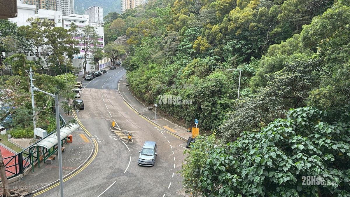 Bay View Garden Sell 3 Bedrooms , 2 Bathrooms 637 ft²