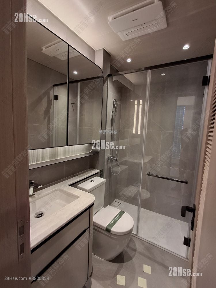 Park Seasons Rental 448 ft²