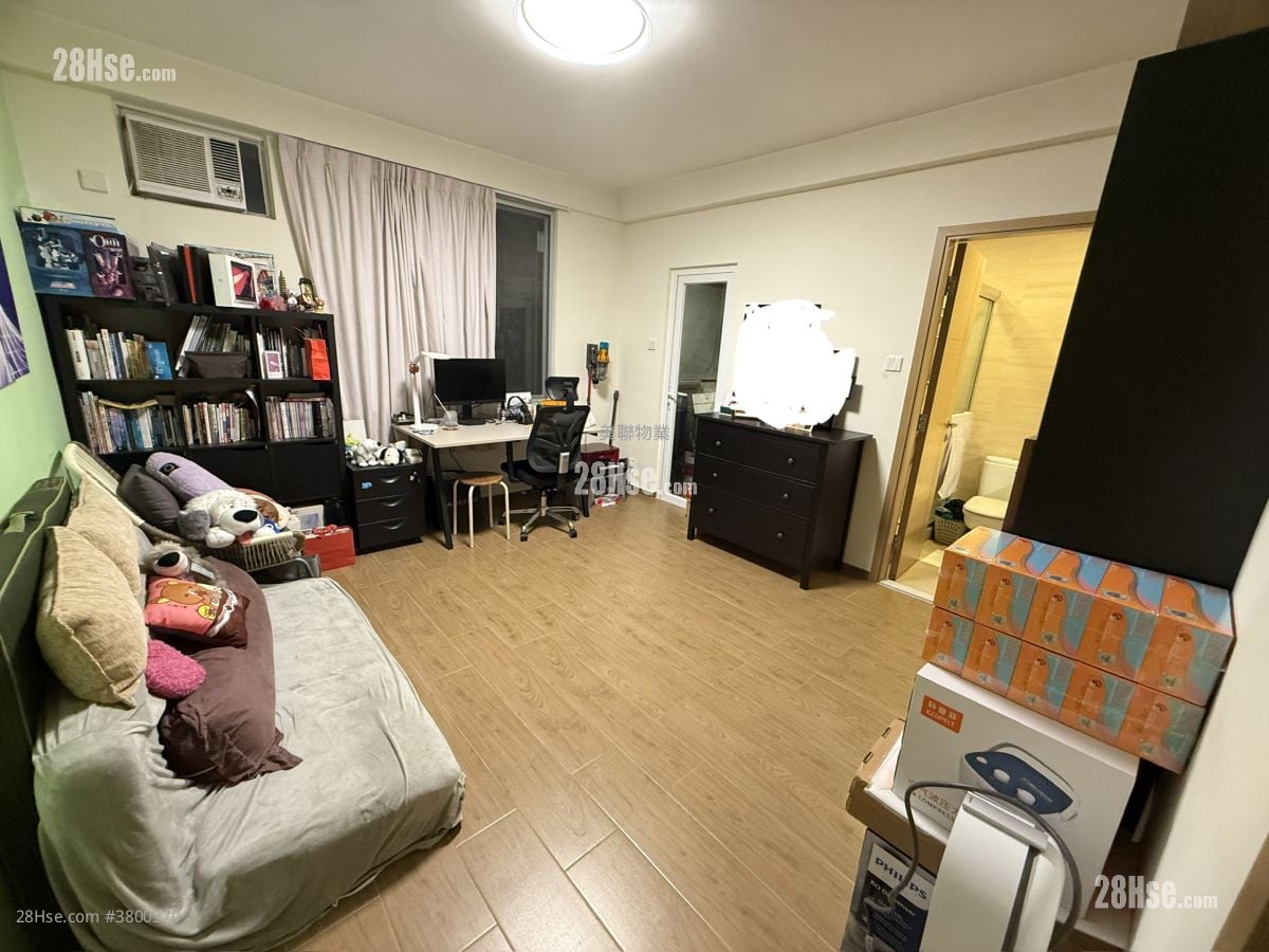 Palm Springs Sell 2 Bedrooms , 2 Bathrooms 1,367 ft²