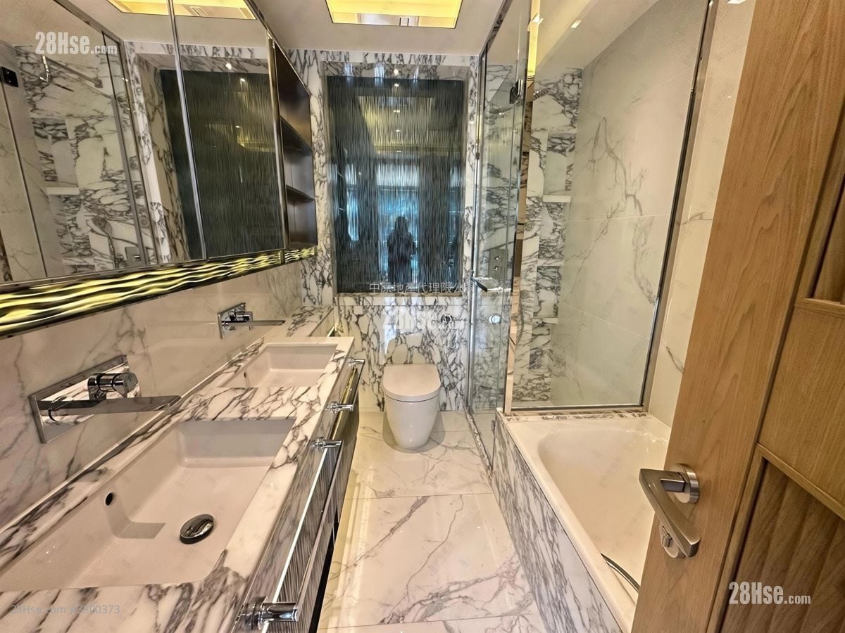 富豪山峯 租盘 4 房 , 5+ 浴室 2,565 平方尺