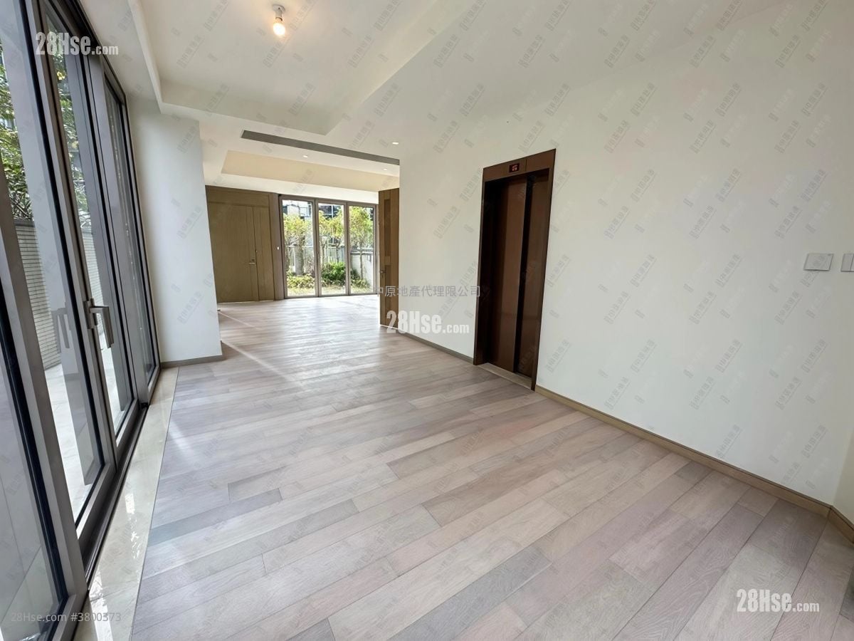 富豪山峯 租盘 4 房 , 5+ 浴室 2,565 平方尺