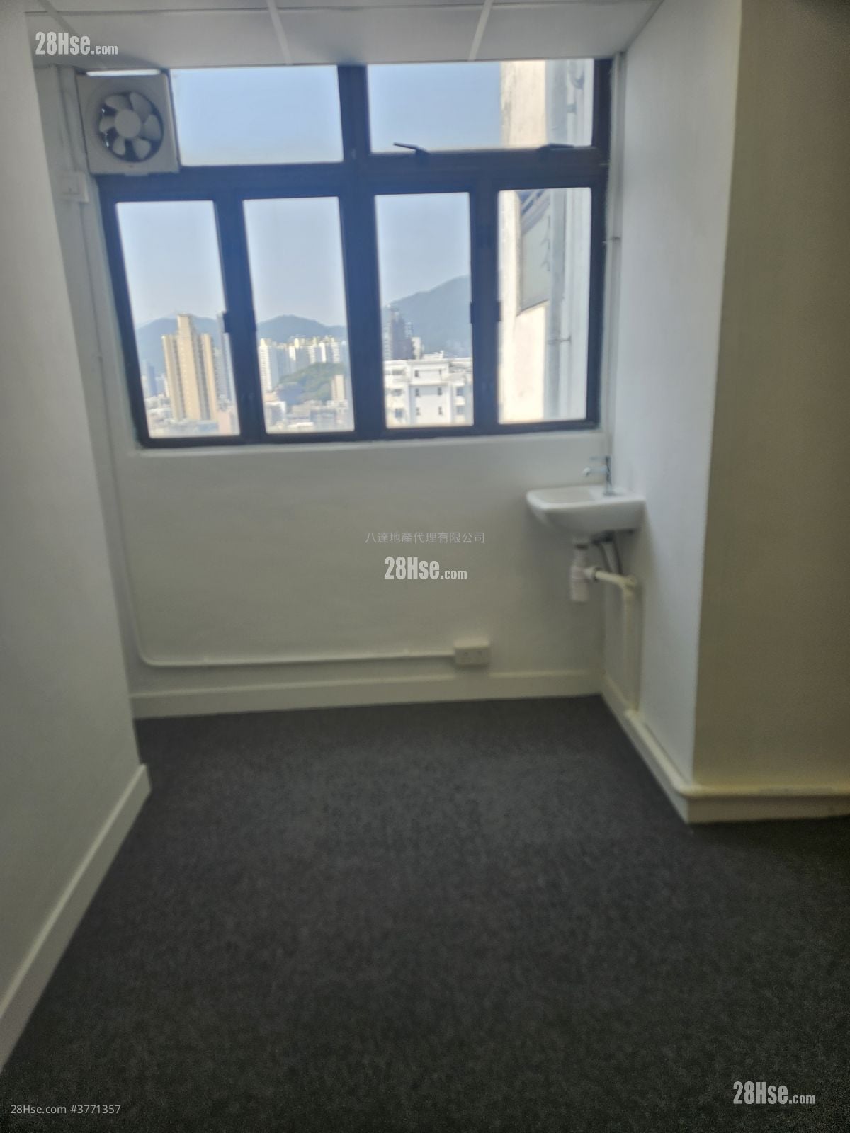 Richmond Commercial Building Rental Studio