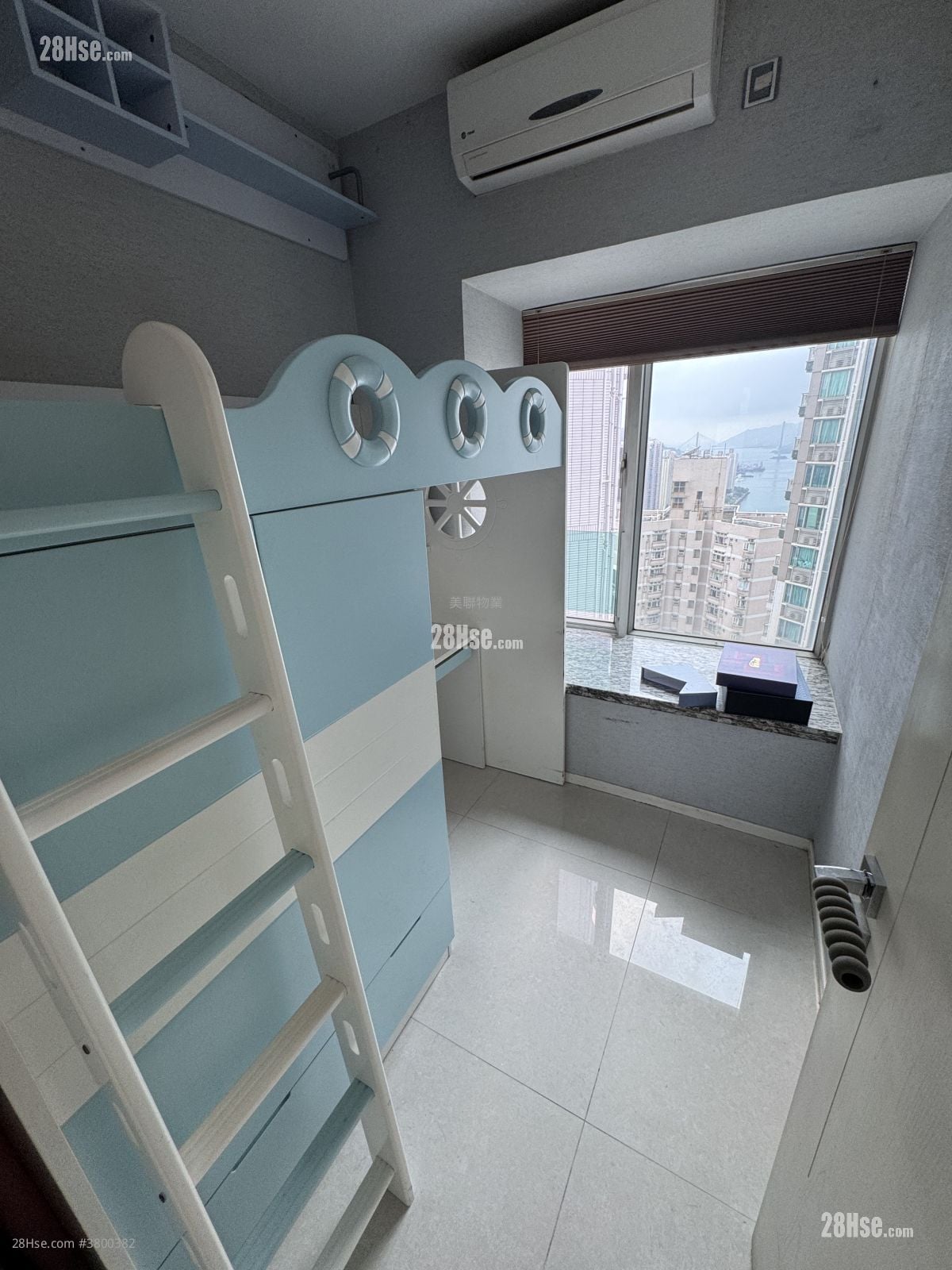 City Point Rental 3 Bedrooms , 2 Bathrooms 722 ft²