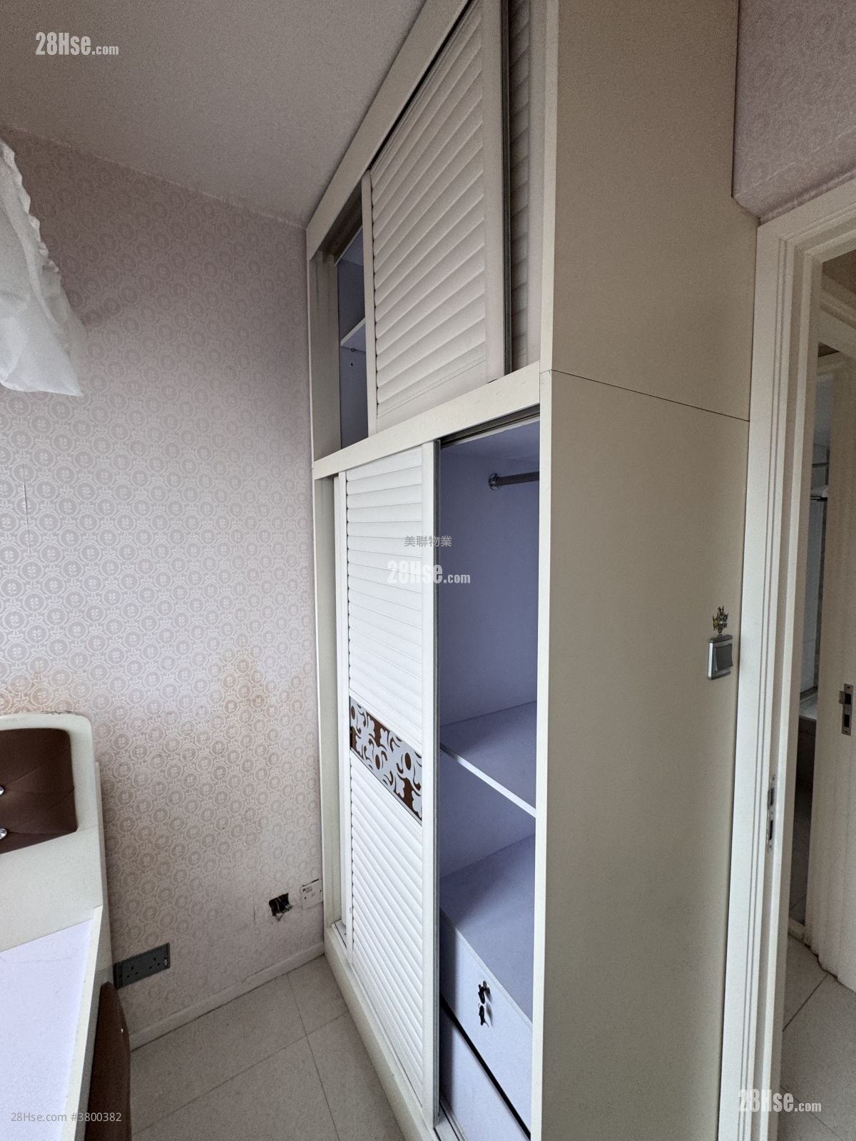 City Point Rental 3 Bedrooms , 2 Bathrooms 722 ft²