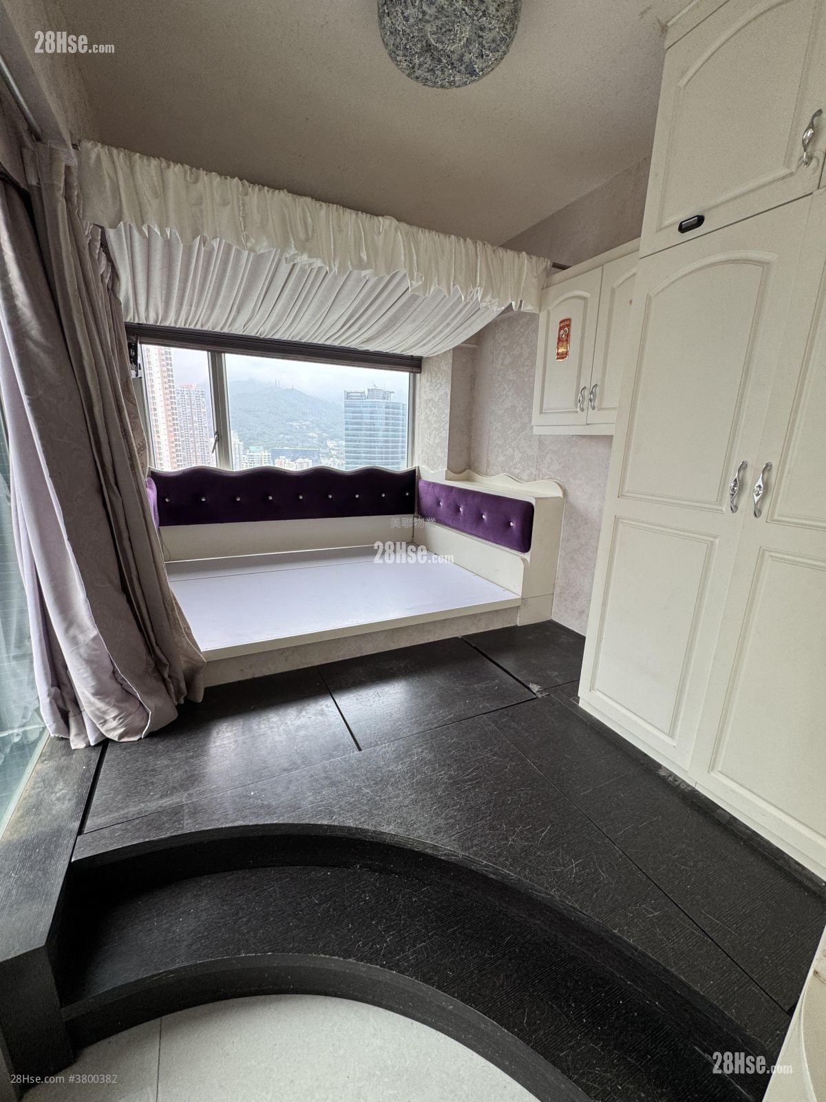 City Point Rental 3 Bedrooms , 2 Bathrooms 722 ft²