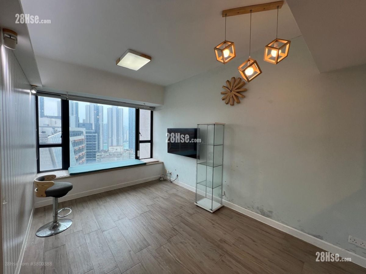 Chelsea Court Sell 2 Bedrooms , 1 Bathroom 450 ft²