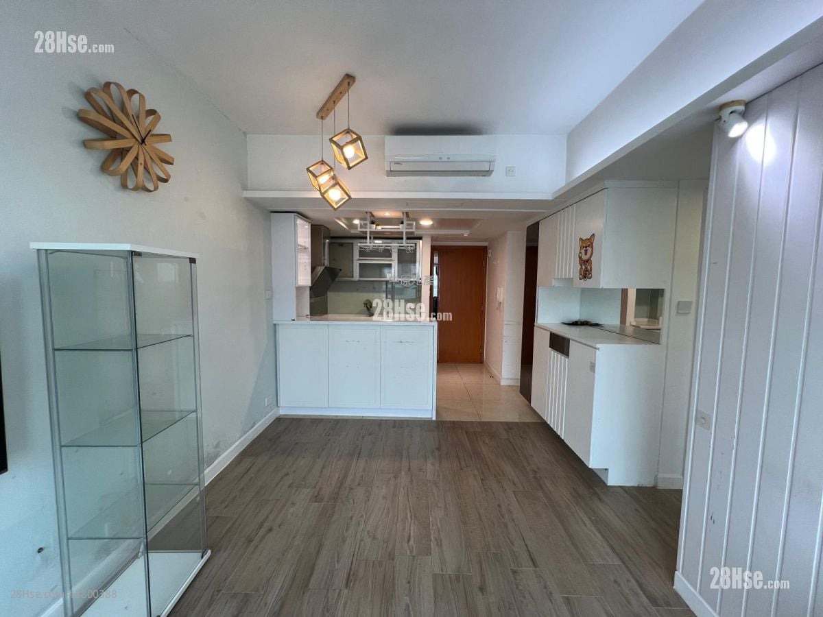 Chelsea Court Sell 2 Bedrooms , 1 Bathroom 450 ft²