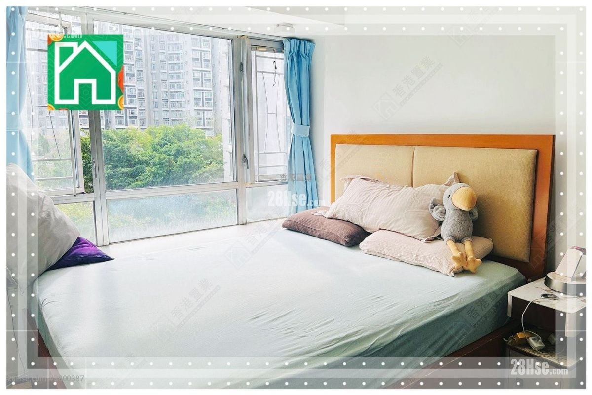 丽港城 售盘 3 房 , 2 浴室 687 平方尺