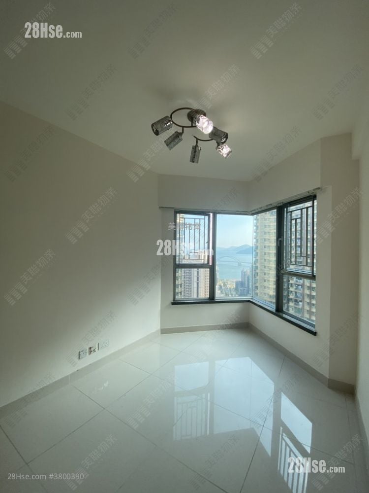 Tseung Kwan O Plaza Sell 3 Bedrooms , 1 Bathroom 538 ft²