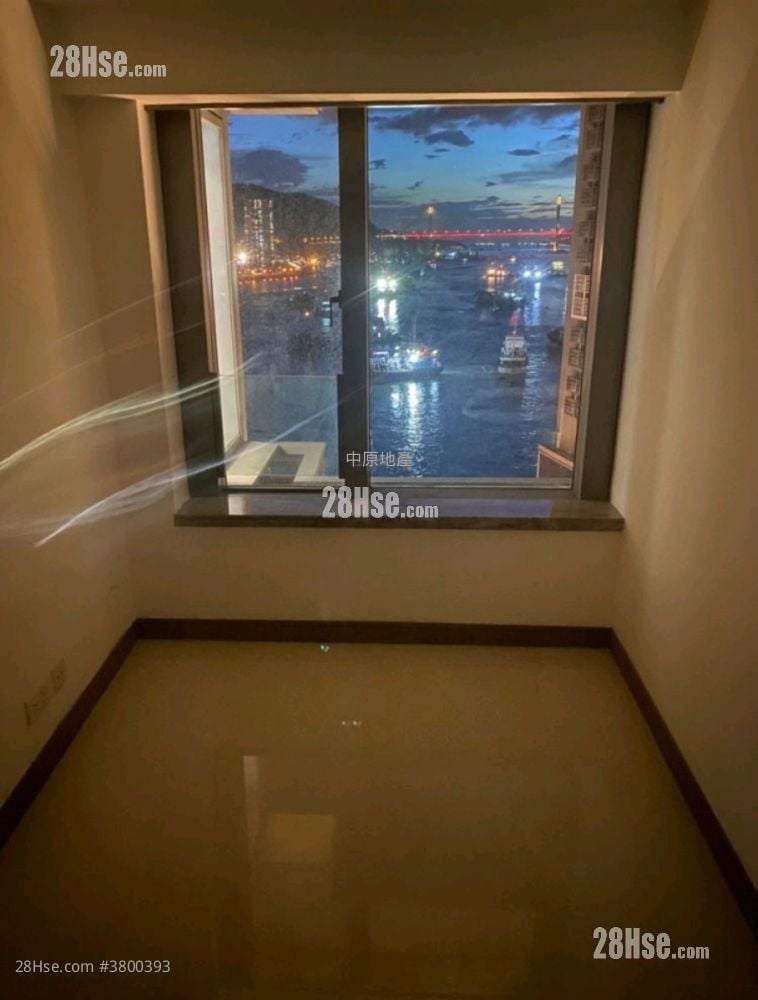 Ocean Pride Sell 2 Bedrooms , 1 Bathroom 496 ft²