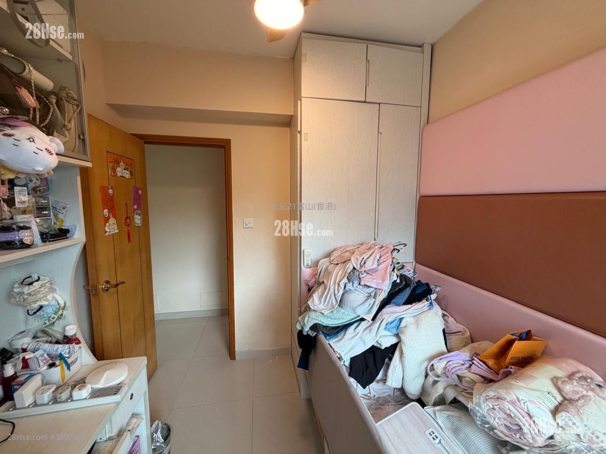 Scenic View Sell 3 Bedrooms , 2 Bathrooms 660 ft²