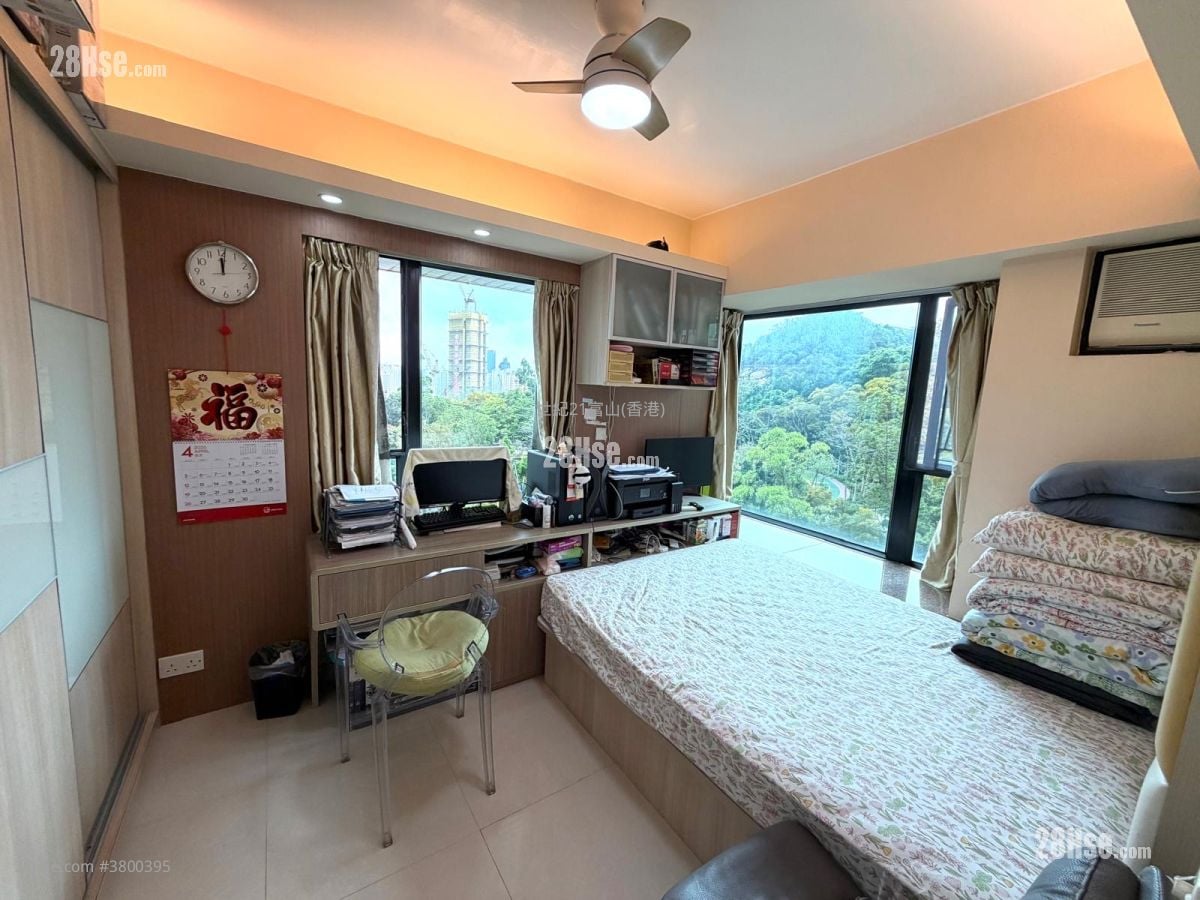 Scenic View Sell 3 Bedrooms , 2 Bathrooms 660 ft²