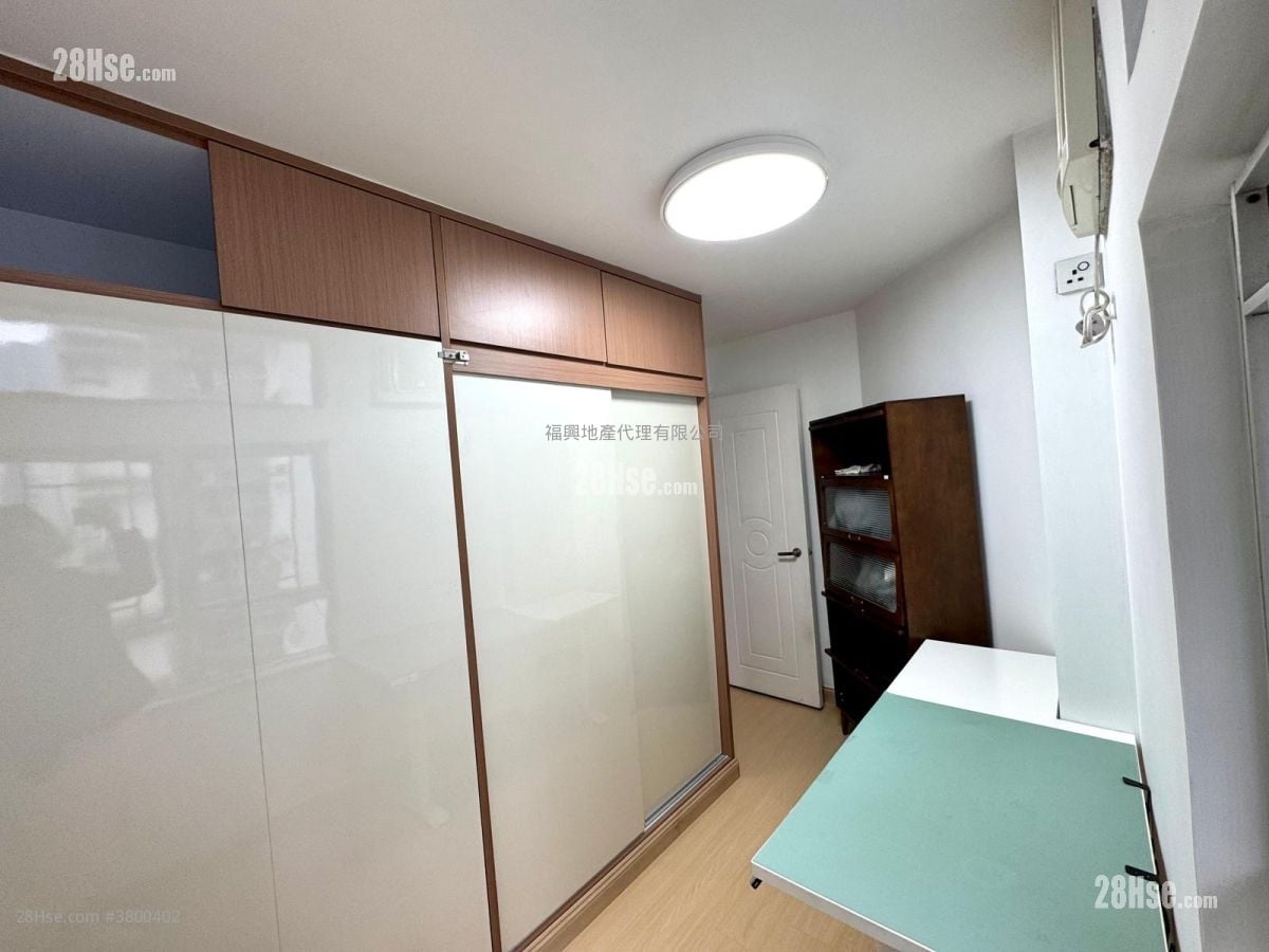Whampoa Garden Rental 2 Bedrooms , 1 Bathroom 466 ft²