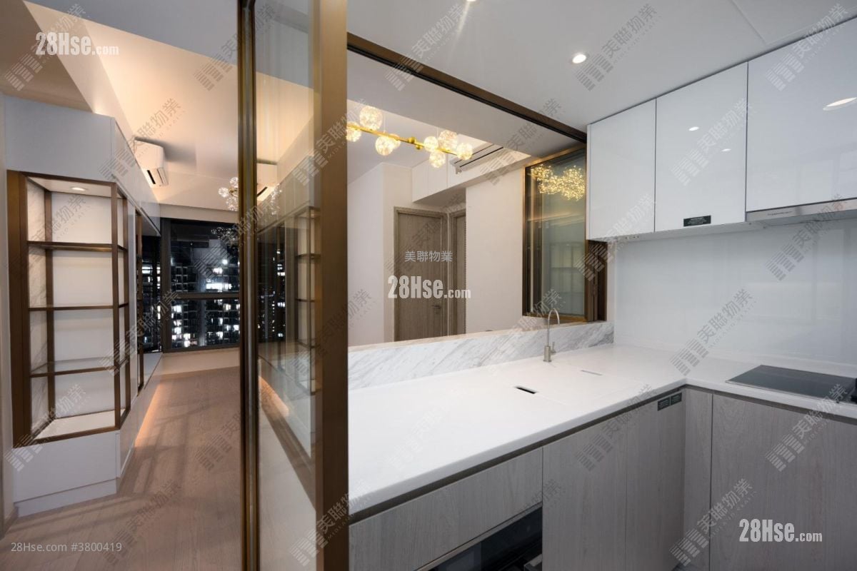 Sea To Sky Sell 2 Bedrooms , 1 Bathroom 473 ft²