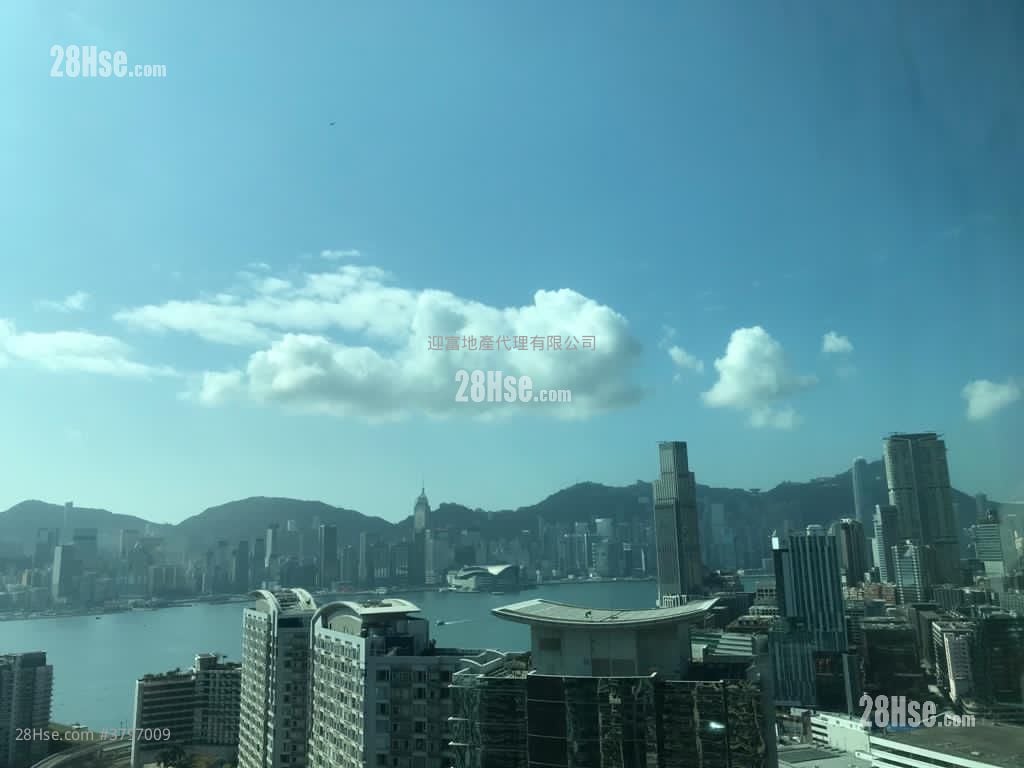 Royal Peninsula Sell 3 Bedrooms , 2 Bathrooms 1,043 ft²