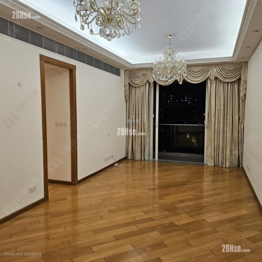 Peak One Rental 3 Bedrooms , 2 Bathrooms 1,027 ft²