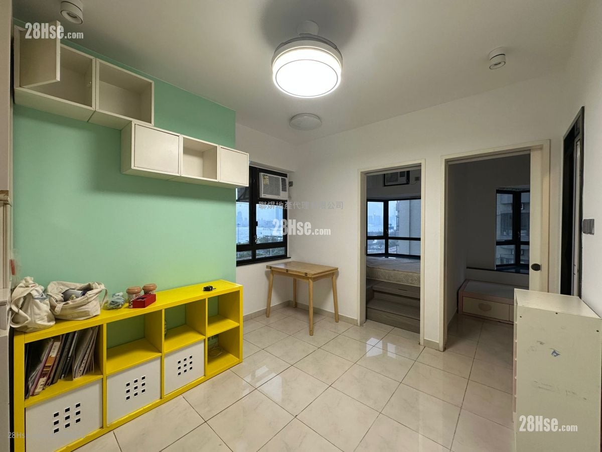 Connaught Garden Rental 2 Bedrooms , 1 Bathroom 334 ft²