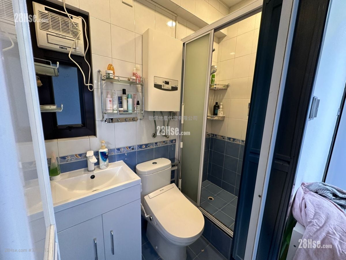 Connaught Garden Rental 2 Bedrooms , 1 Bathroom 334 ft²