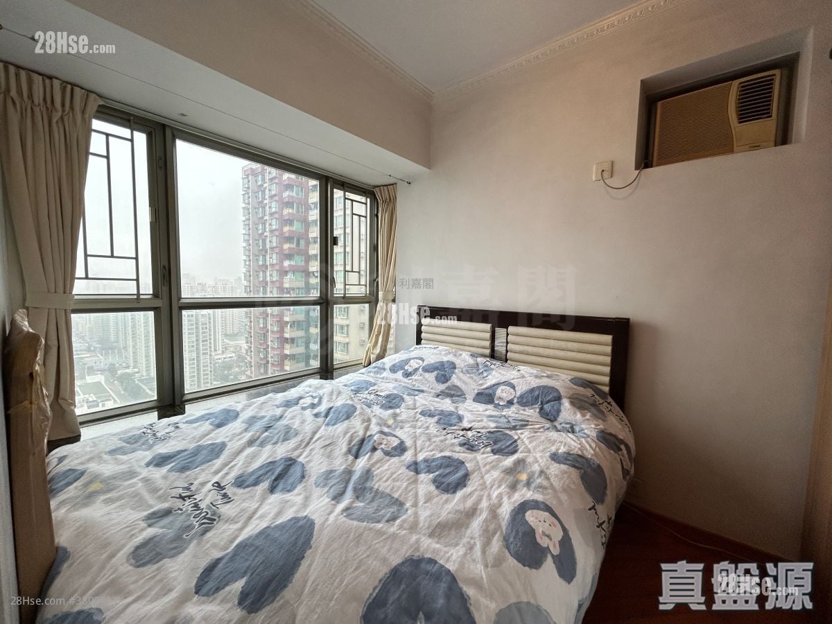 Yoho Town Sell 2 Bedrooms 433 ft²