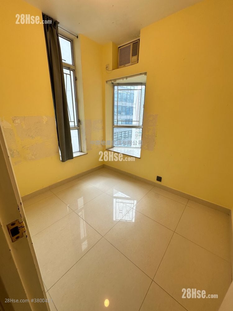 Discovery Park Rental 3 Bedrooms , 2 Bathrooms 581 ft²