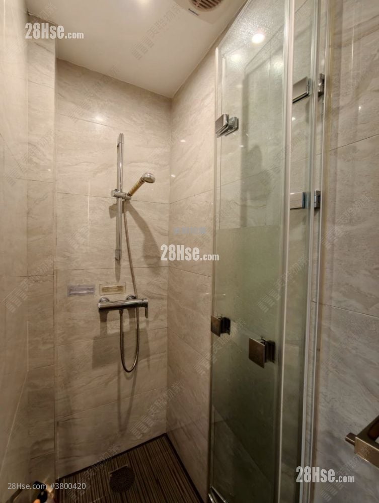 映日湾 租盘 4 房 , 2 浴室 690 平方尺