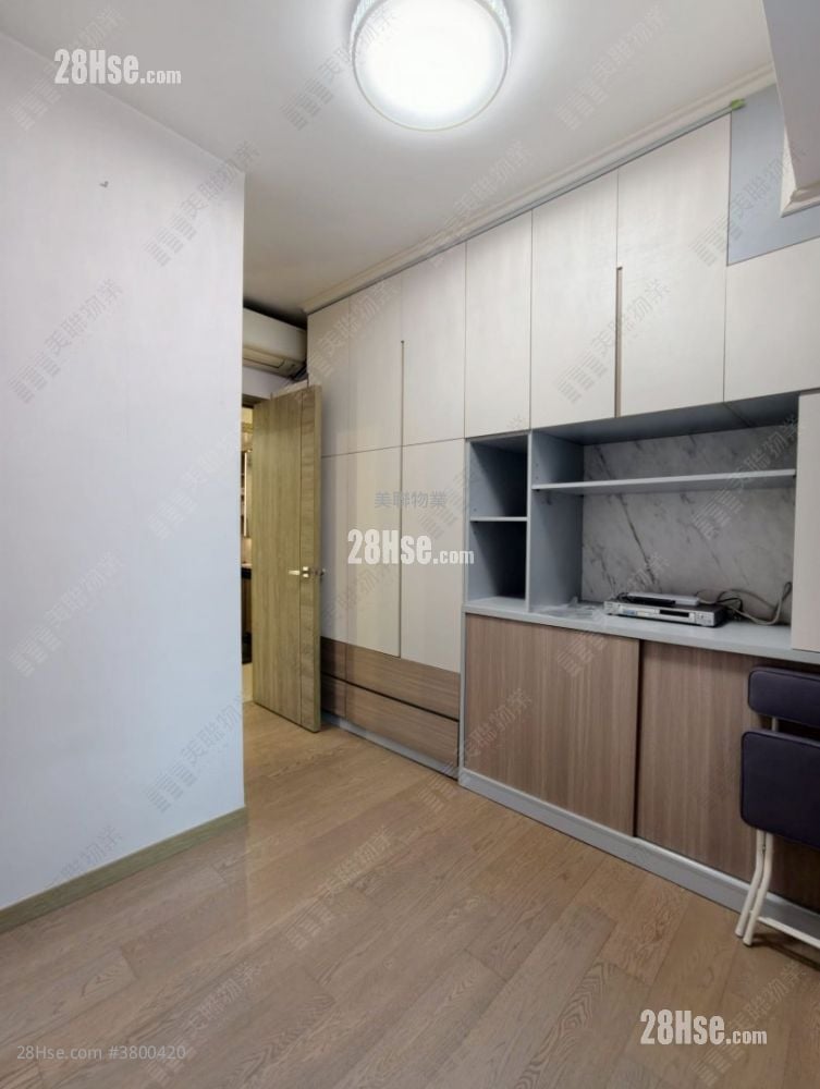 映日湾 租盘 4 房 , 2 浴室 690 平方尺