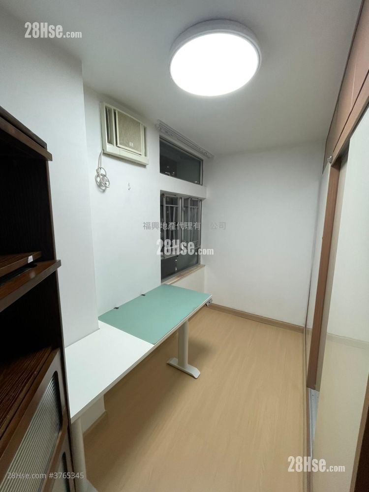 Whampoa Garden Rental 2 Bedrooms , 1 Bathroom 466 ft²
