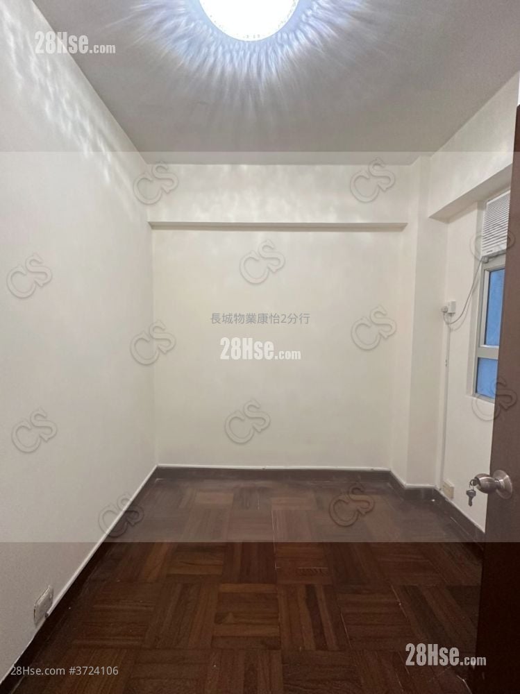 英皇大楼 售盘 2 房 , 1 浴室 496 平方尺