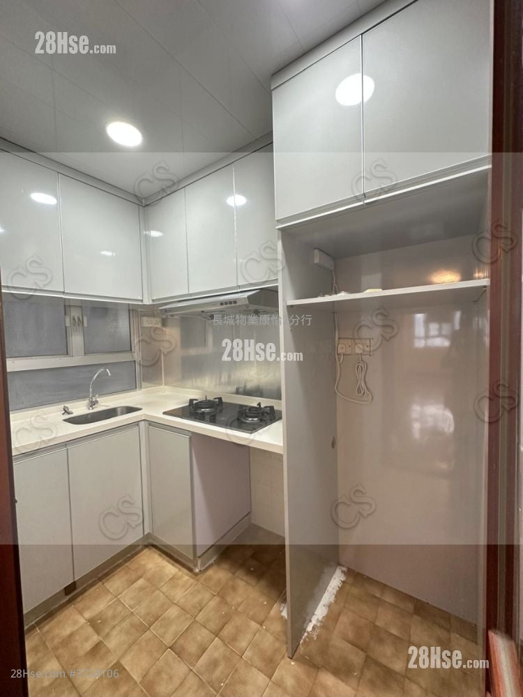 英皇大楼 售盘 2 房 , 1 浴室 496 平方尺