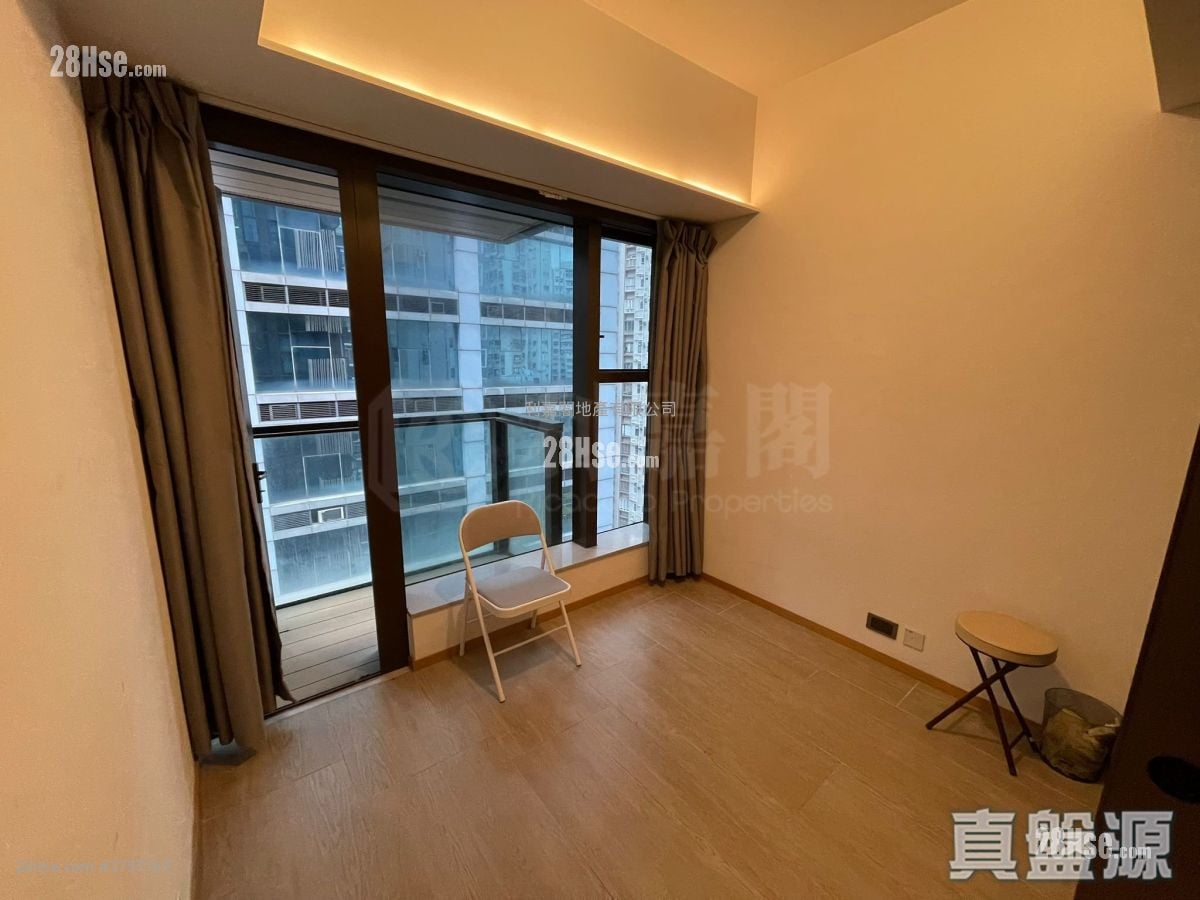 One Prestige Rental 170 ft²