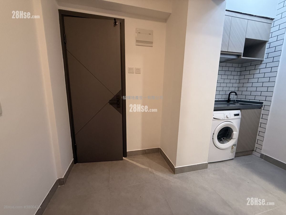 Wing Lee Building Rental 1 Bathroom 180 ft²