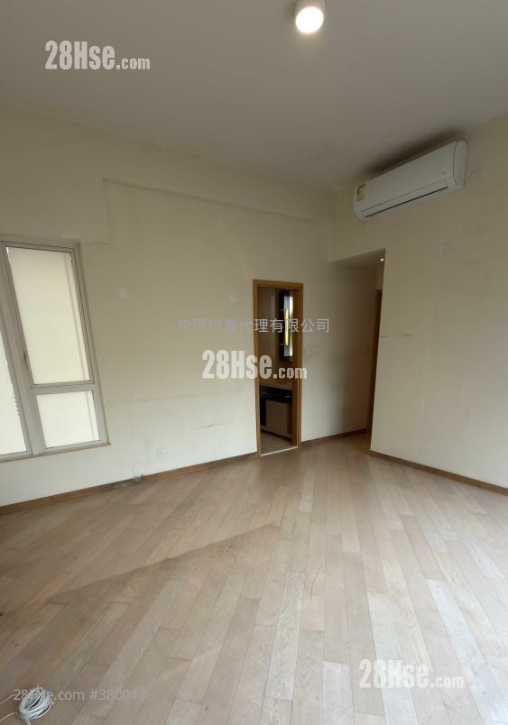 Avignon Sell 3 Bedrooms 1,142 ft²