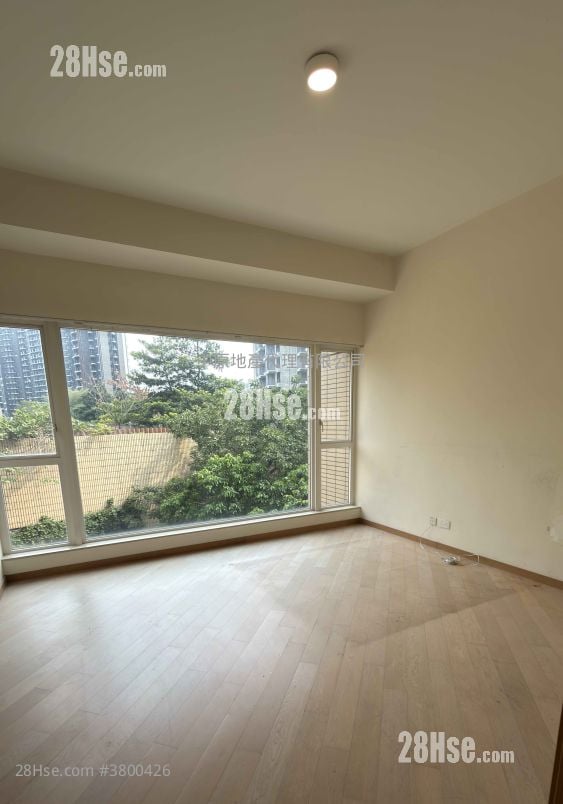 Avignon Sell 3 Bedrooms 1,142 ft²