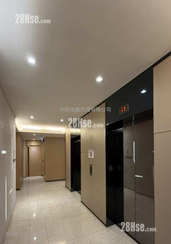 Avignon Sell 3 Bedrooms 1,142 ft²