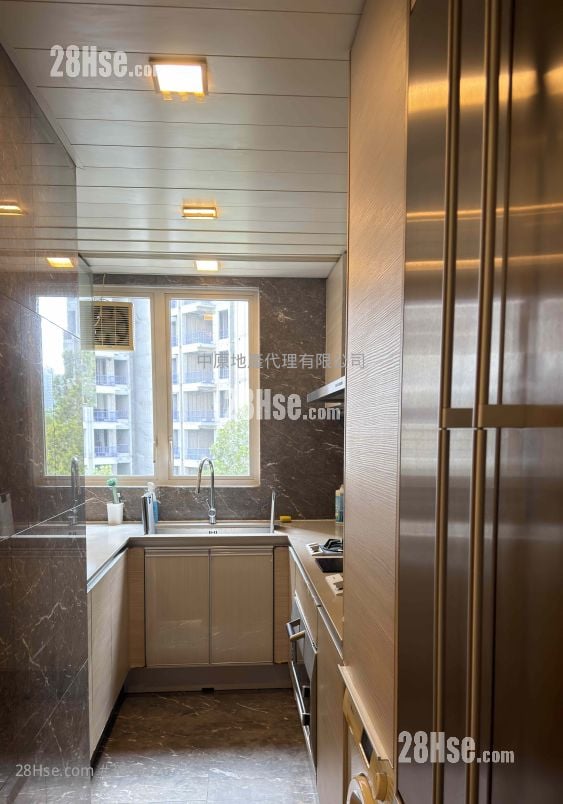 Avignon Sell 3 Bedrooms 1,142 ft²