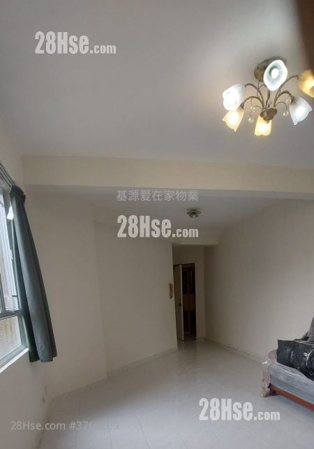 Hong Sing Garden Sell 2 Bedrooms , 1 Bathroom 494 ft²