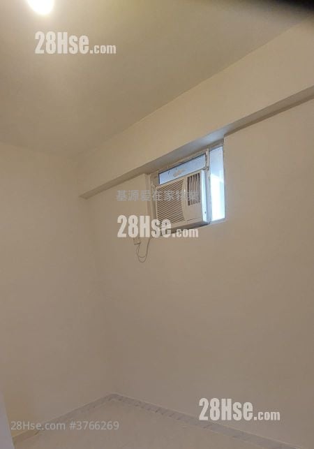 Hong Sing Garden Sell 2 Bedrooms , 1 Bathroom 494 ft²