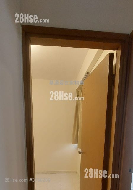 Hong Sing Garden Sell 2 Bedrooms , 1 Bathroom 494 ft²