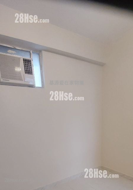 Hong Sing Garden Sell 2 Bedrooms , 1 Bathroom 494 ft²