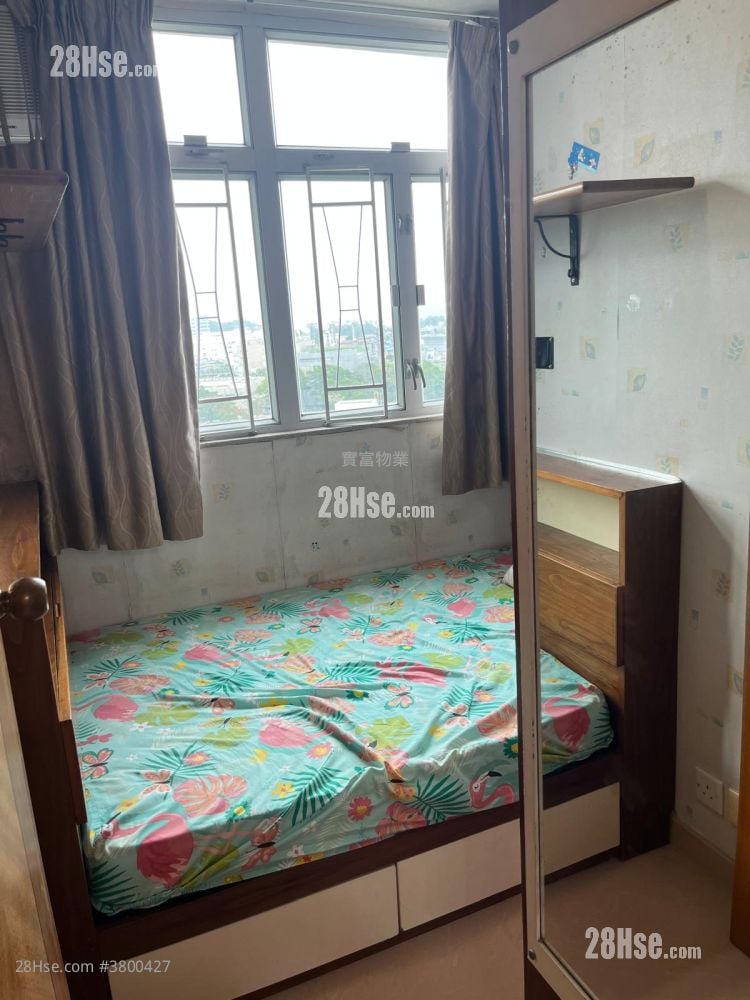 Fu Shin Estate Sell 3 Bedrooms , 1 Bathroom 381 ft²