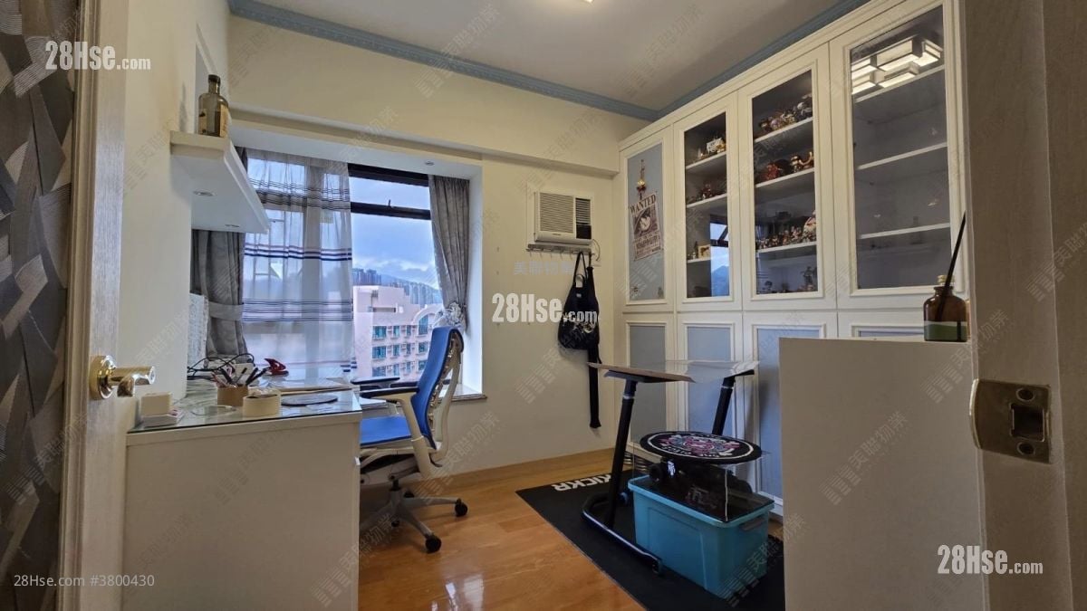 晓翠山庄 租盘 3 房 , 2 浴室 1,184 平方尺