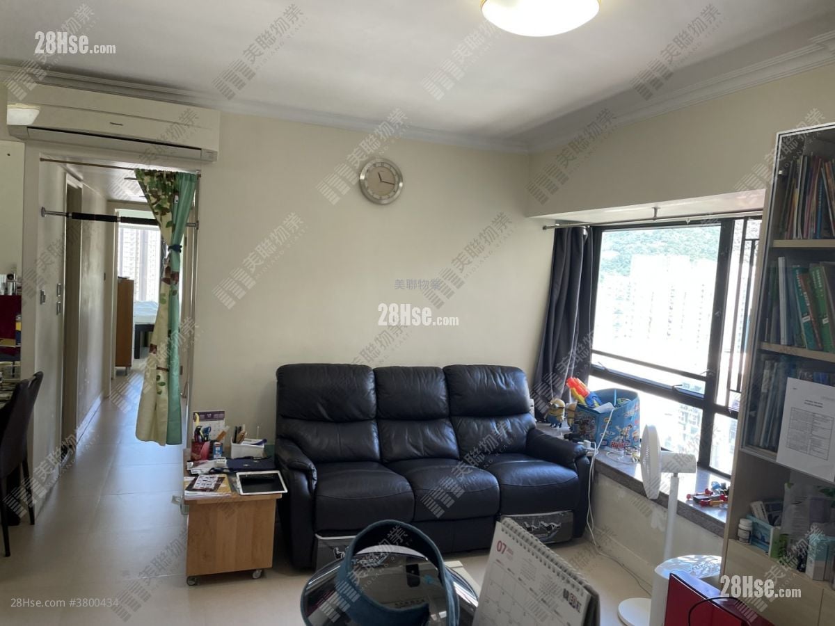 The Metro City Sell 3 Bedrooms , 2 Bathrooms 626 ft²