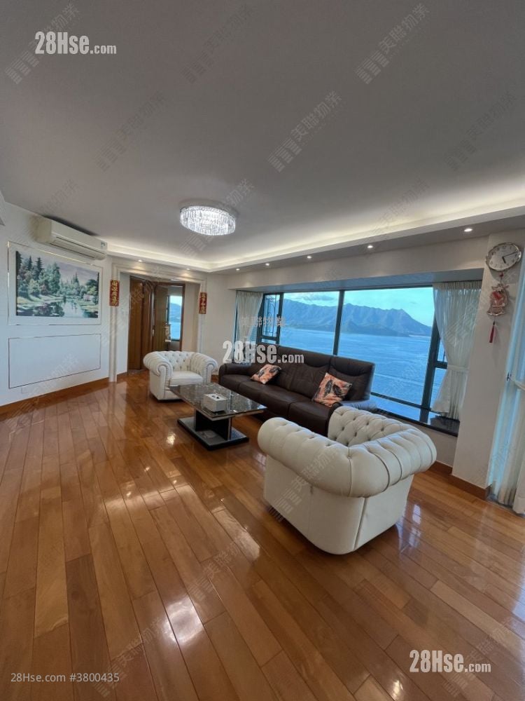 Villa Oceania Sell 5+ Bedrooms , 4 Bathrooms 1,955 ft²