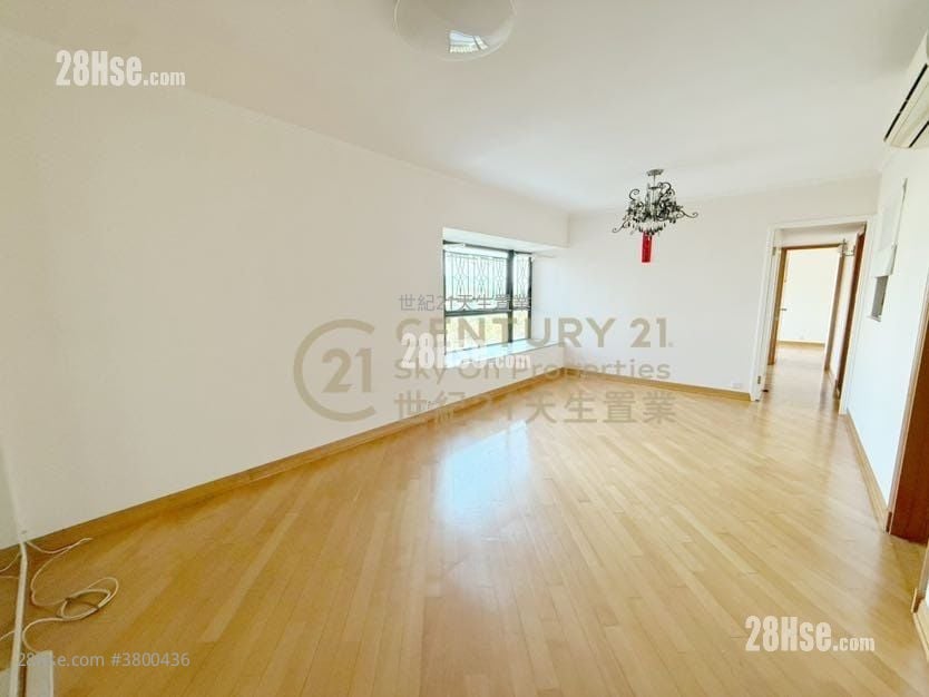 爱琴海岸 售盘 4 房 , 2 浴室 742 平方尺