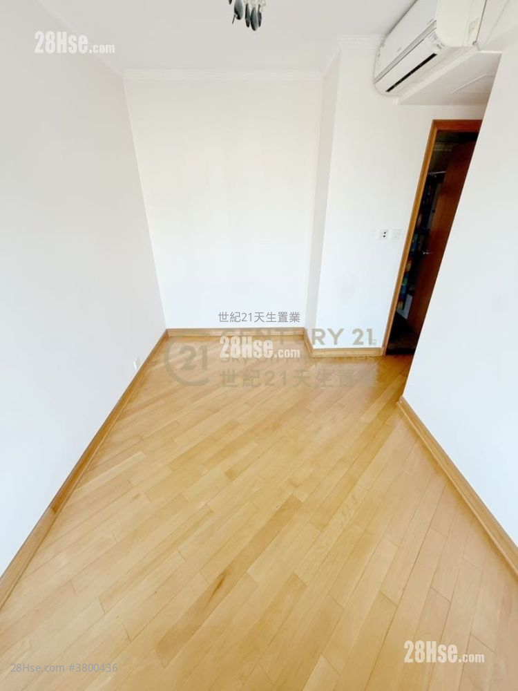 爱琴海岸 售盘 4 房 , 2 浴室 742 平方尺